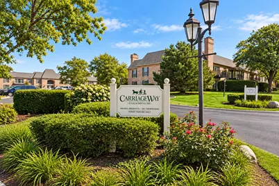 128 Carriage Way Drive #117B, Burr Ridge, IL 60527 - Photo 2