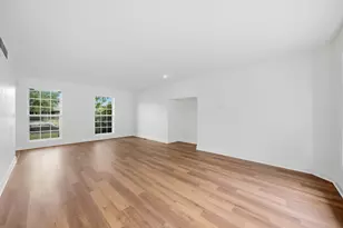 616 Bayfield Dr, Dekalb, IL 60115 - Photo 6