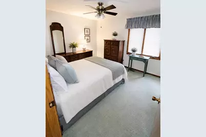 [Address not provided], Gurnee, IL 60031 - Photo 12