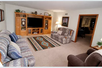 [Address not provided], Gurnee, IL 60031 - Photo 8
