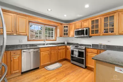 8000 W Lake Street, Niles, IL 60714 - Photo 16