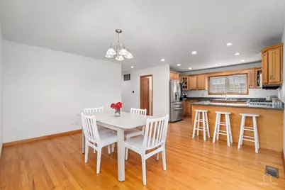 8000 W Lake Street, Niles, IL 60714 - Photo 14
