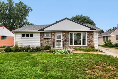 1301 S 2nd Avenue, Des Plaines, IL 60018 - Photo 2