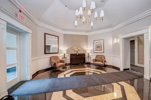 33 W Delaware Pl, Chicago, IL 60610 - Photo 4