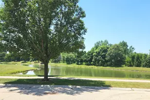 4 Claridge Ct, Bolingbrook, IL 60440 - Photo 4