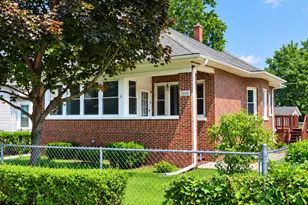 1000 Vine St, Joliet, IL 60435 - Photo 1