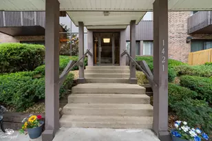 1421 Woodbridge Rd, Joliet, IL 60436 - Photo 1