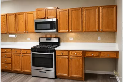 924 Havenshire Court #924, Naperville, IL 60565 - Photo 8