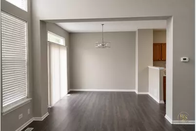 924 Havenshire Court #924, Naperville, IL 60565 - Photo 6