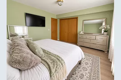 6743 W Irving Park Road #202, Chicago, IL 60634 - Photo 16