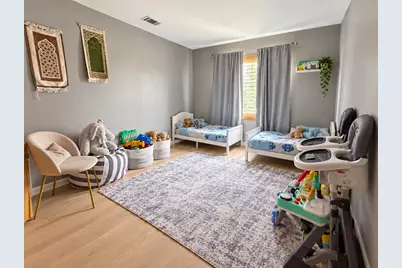 6743 W Irving Park Road #202, Chicago, IL 60634 - Photo 12