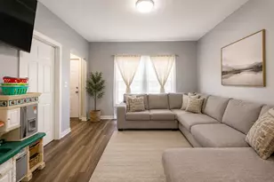 82 Isa Ave, Chicago Heights, IL 60411 - Photo 2