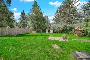 223 S Randall Rd, Aurora, IL 60506 - Photo 20