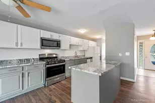 240 Bristol Way, Bolingbrook, IL 60440 - Photo 8