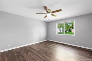 240 Bristol Way, Bolingbrook, IL 60440 - Photo 14