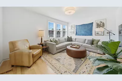 2240 N Karlov Avenue, Chicago, IL 60639 - Photo 16