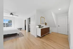 2240 N Karlov Ave, Chicago, IL 60639 - Photo 24