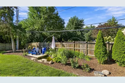 1033 N Brainard Street, Naperville, IL 60563 - Photo 32