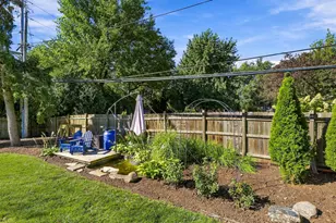 1033 N Brainard St, Naperville, IL 60563 - Photo 32