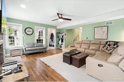 208 N Willow Road, Elmhurst, IL 60126 - Photo 14