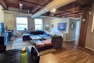 225 W Huron St, Chicago, IL 60654 - Photo 6