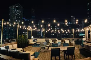 225 W Huron St, Chicago, IL 60654 - Photo 14
