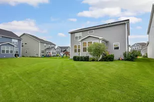 1183 Hibbard Rd, Naperville, IL 60563 - Photo 4