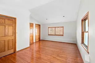 4104 N Richmond St, Chicago, IL 60618 - Photo 10