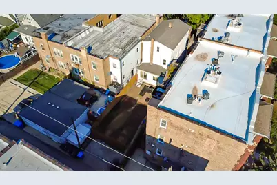 4104 N Richmond Street, Chicago, IL 60618 - Photo 32