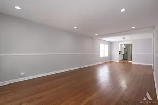 8810 S Euclid Ave, Chicago, IL 60617 - Photo 6