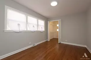 8810 S Euclid Ave, Chicago, IL 60617 - Photo 16