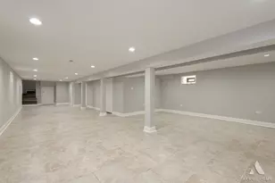 8810 S Euclid Ave, Chicago, IL 60617 - Photo 30