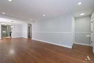 8810 S Euclid Ave, Chicago, IL 60617 - Photo 8