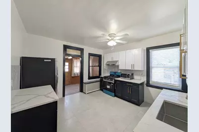 5214 W Schubert Avenue, Chicago, IL 60639 - Photo 10