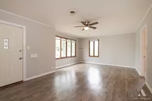 17633 Hillside Ave, Homewood, IL 60430 - Photo 12