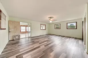 510 13th Ave, Sterling, IL 61081 - Photo 4