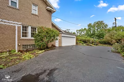 1295 Taylor Street, Joliet, IL 60435 - Photo 4