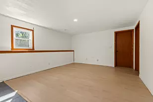 6043 Windsor Rd, Loves Park, IL 61111 - Photo 16
