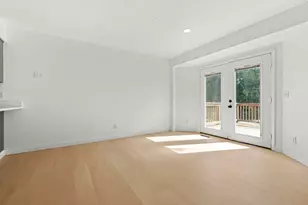 6043 Windsor Rd, Loves Park, IL 61111 - Photo 4