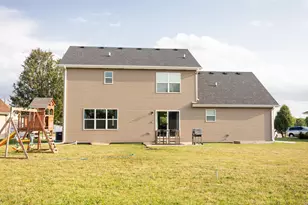 465 E Bethel Dr, Bourbonnais, IL 60914 - Photo 34