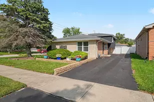 14401 Dante Ave, Dolton, IL 60419 - Photo 2