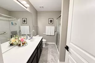 485 Metropolitan St, Aurora, IL 60502 - Photo 14