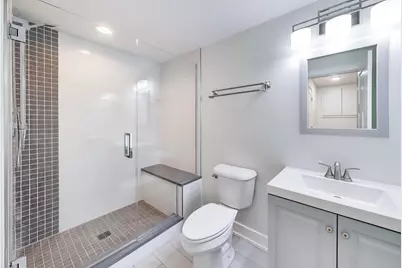 304 W Graham Avenue, Lombard, IL 60148 - Photo 32