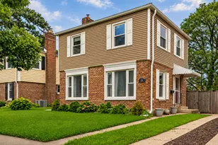 744 Manchester Ave, Westchester, IL 60154 - Photo 1