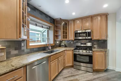 2140 Walnut Court, Glenview, IL 60025 - Photo 6