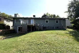 1426 Hanson Dr, Normal, IL 61761 - Photo 2