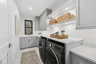 3630 N Janssen St, Chicago, IL 60613 - Photo 44