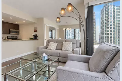 30 E Huron Street #1109, Chicago, IL 60611 - Photo 4