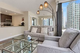 30 E Huron St, Chicago, IL 60611 - Photo 4