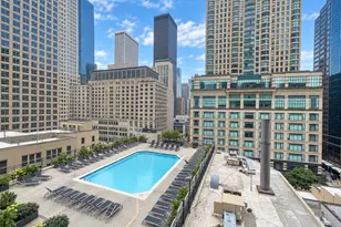 30 E Huron St, Chicago, IL 60611 - Photo 16